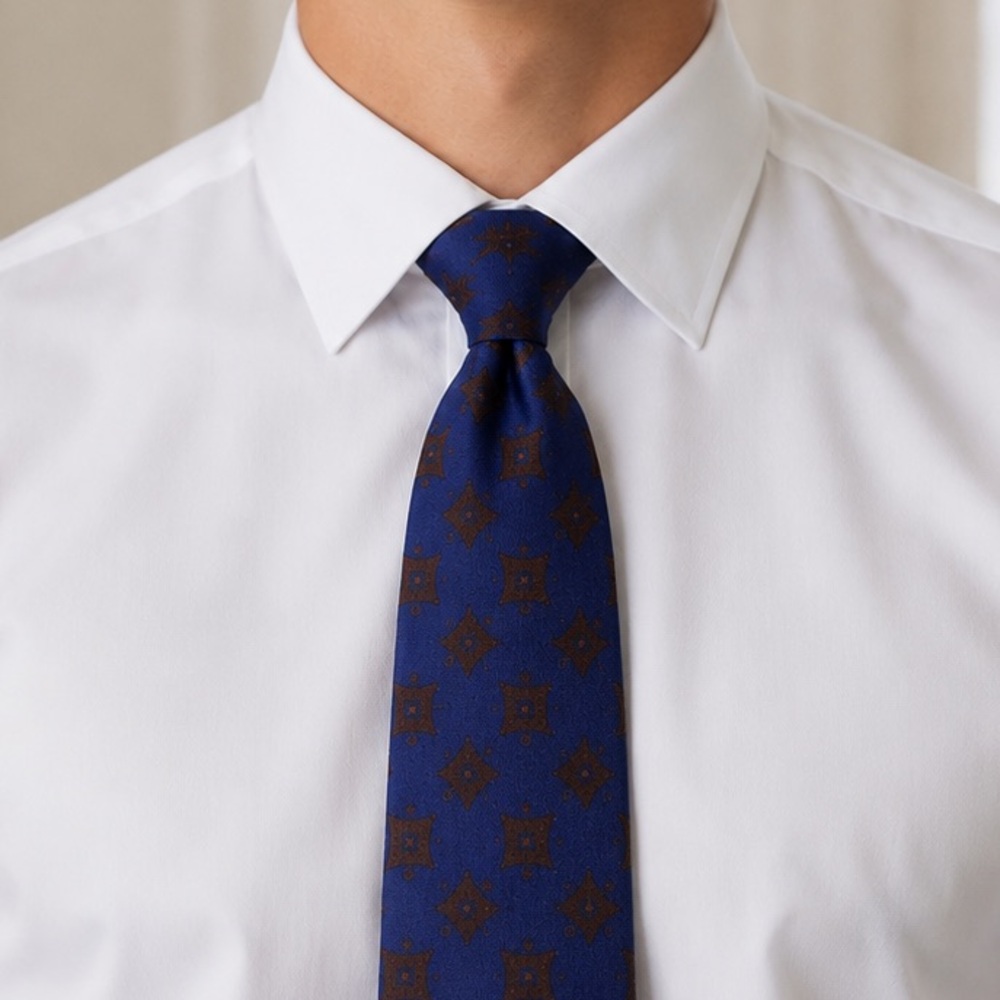 ISAIA Blue Silk 7-Fold Tie with Brown Medallion Pattern
